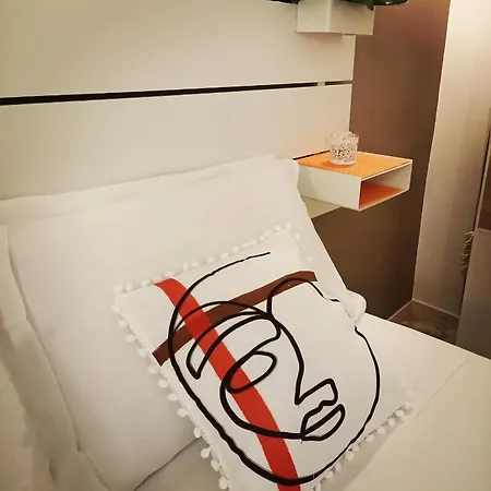 Mama *